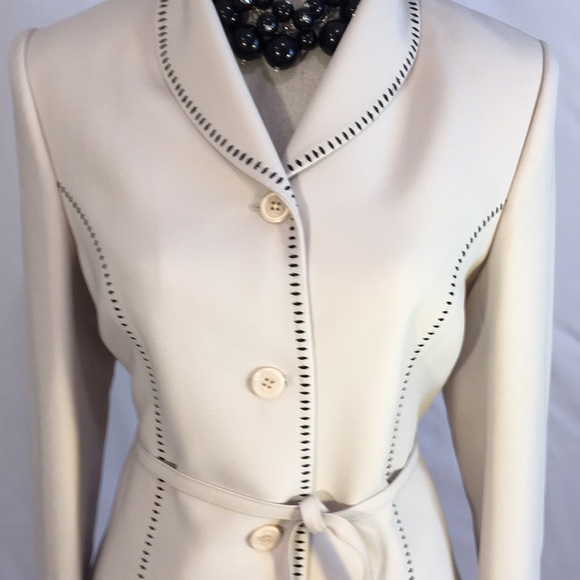 Cream Blazer with black stitching by Essential g - Picture 3 of 4